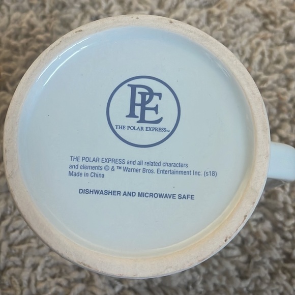 The Polar Express Christmas Mug with 3D Raised Train - Picture 4 of 6